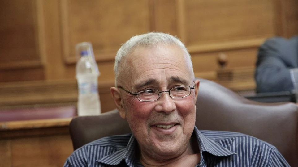 Μας δουλεύουν: Κινούμαι για δημοψήφισμα για το Σκοπιανό, αλλά… δεν ρίχνω την Κυβέρνηση